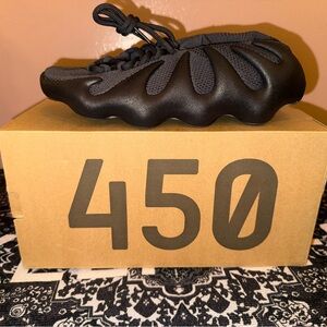 Adidas Yeezy 450 in Black